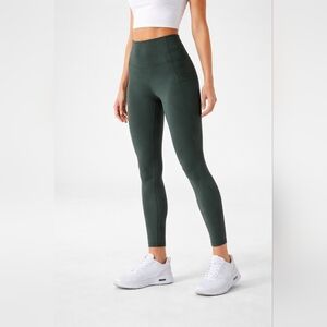 Womens High-Waisted Performance Leggings – Lolë – Size S – Dark Green